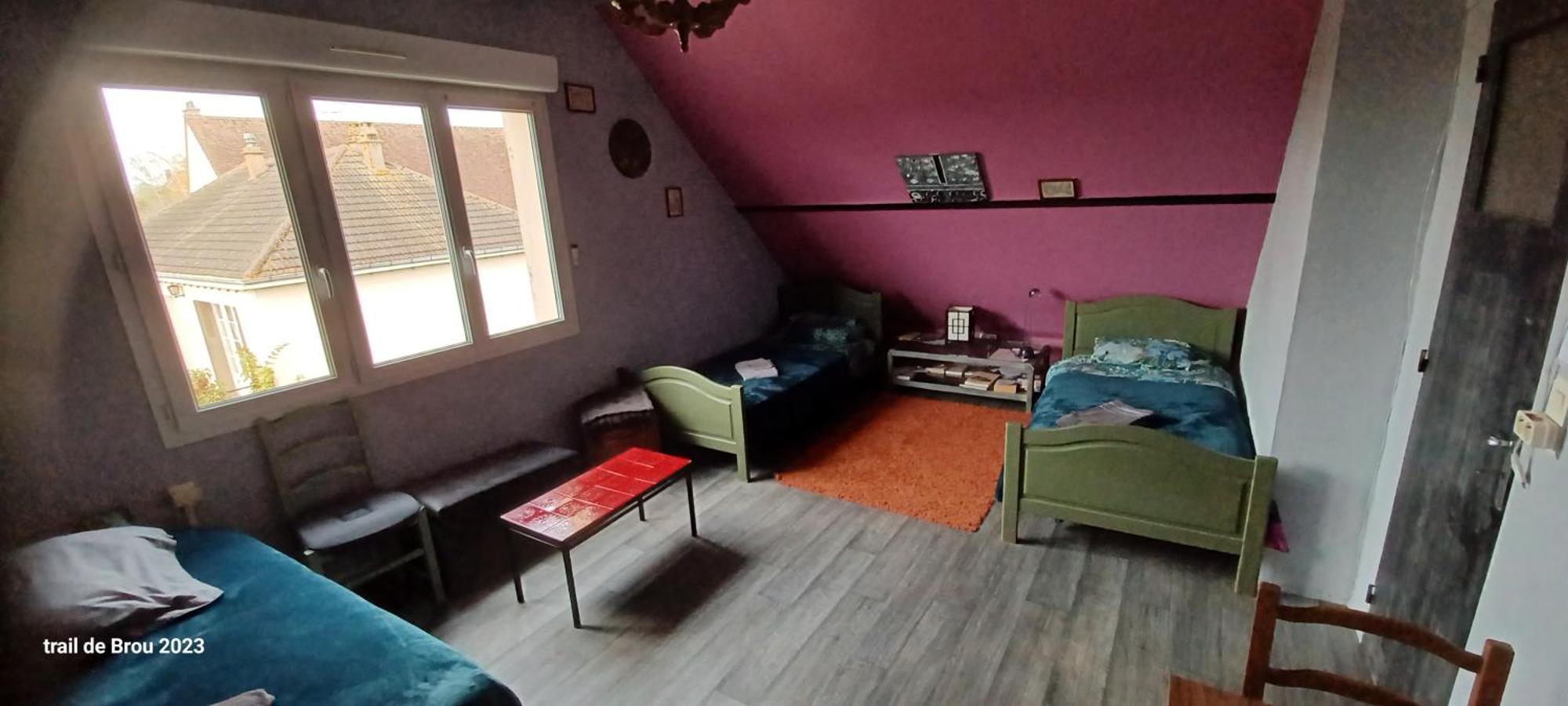 Les Trois Chambres De Lyly Situees A Brou 外观 照片